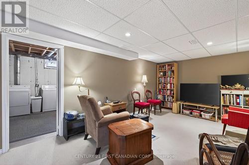 58 Scotchmere Crescent, London South (South X), ON - Indoor