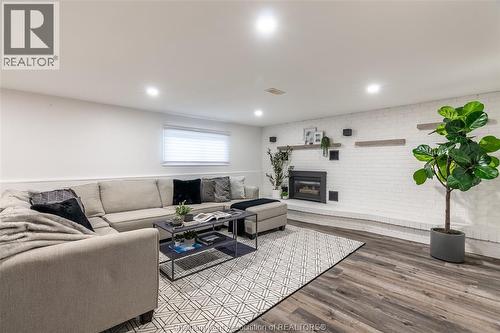 87 Woodycrest Avenue, Kingsville, ON - Indoor Photo Showing Other Room With Fireplace
