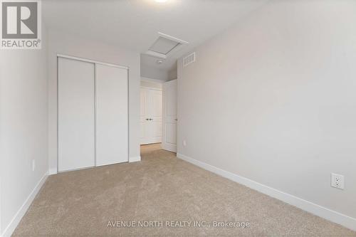 364 Les Emmerson Drive, Ottawa, ON - Indoor Photo Showing Other Room