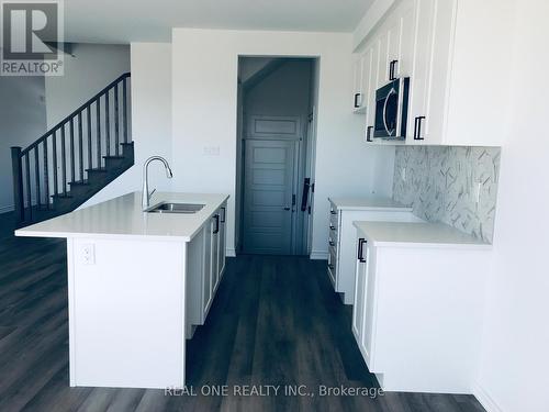 62 Forestwalk Street, Kitchener, ON - Indoor Photo Showing Kitchen