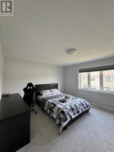 841 Cappamore Drive, Ottawa, ON - Indoor Photo Showing Bedroom
