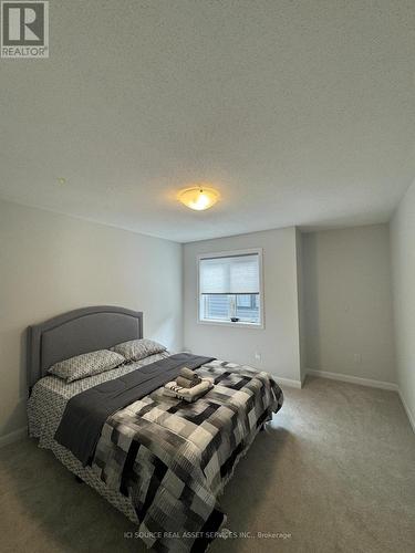 841 Cappamore Drive, Ottawa, ON - Indoor Photo Showing Bedroom