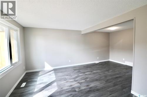 86 Mackenzie Mews, Regina, SK - Indoor Photo Showing Other Room