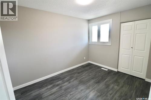 86 Mackenzie Mews, Regina, SK - Indoor Photo Showing Other Room