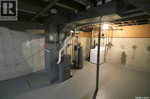 86 Mackenzie Mews, Regina, SK - Indoor Photo Showing Basement