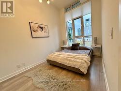 Floor-to-ceiling south facing windows - 