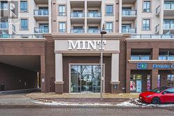 329 - 2486 OLD BRONTE ROAD  Oakville, ON L6M 0Y4