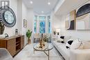 118 Peter Street, Toronto, ON  - Indoor Photo Showing Living Room 