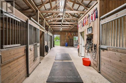 10632 Fifth Line, Milton (Na Rural Nassagaweya), ON - Indoor Photo Showing Other Room