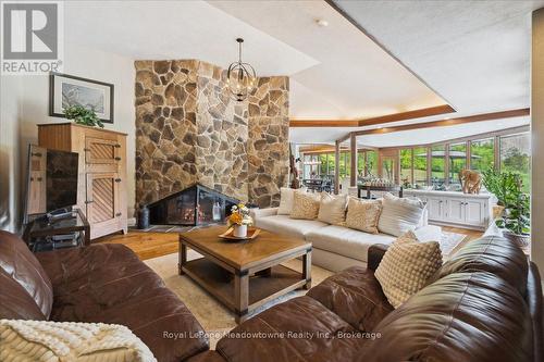 10632 Fifth Line, Milton (Na Rural Nassagaweya), ON - Indoor Photo Showing Living Room With Fireplace