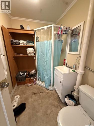 224 N Avenue S, Saskatoon, SK - Indoor Photo Showing Bathroom