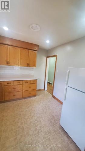 24 Alhart Drive, Toronto, ON - Indoor