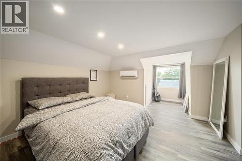 116 Cameron Street, Sarnia, ON - Indoor Photo Showing Bedroom