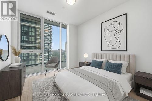 1906 - 10 Inn On The Park Drive, Toronto, ON - Indoor Photo Showing Bedroom