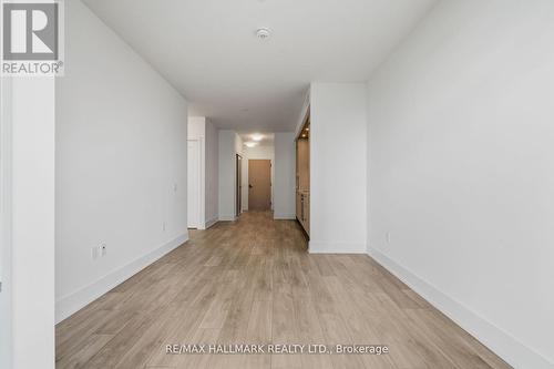 1906 - 10 Inn On The Park Drive, Toronto, ON - Indoor Photo Showing Other Room