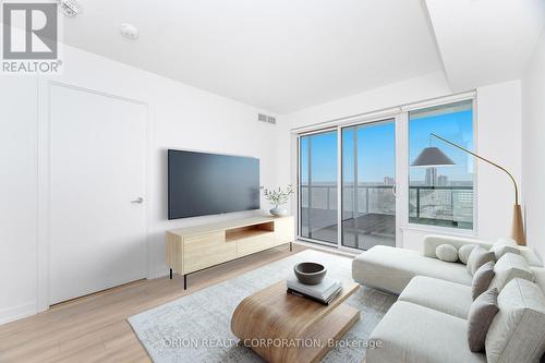 1103 - 1480 Bayly Street, Pickering, ON - Indoor Photo Showing Living Room