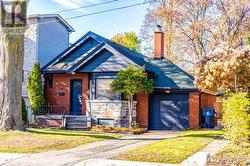 10 COXWELL BOULEVARD  Toronto, ON M4C 3G7