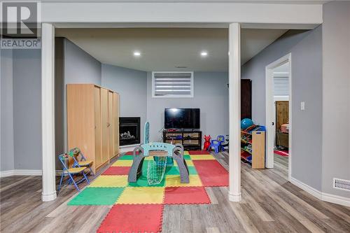 2211 Grenoble Court, Sudbury, ON - Indoor