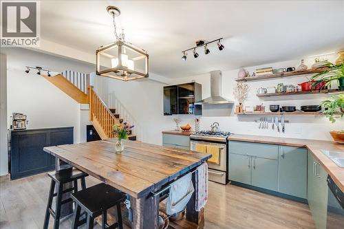 2207 Columbia Avenue, Rossland, BC - Indoor