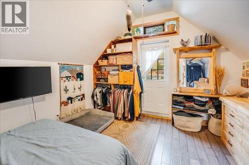 Upstairs Bedroom - 2207 Columbia Avenue, Rossland, BC - Indoor Photo Showing Bedroom