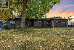 1932 Horizon Drive  West Kelowna, BC V1Z 3L3