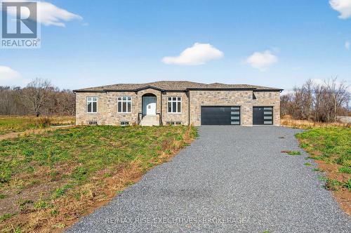 138 HINEMAN STREET  Kingston (City North Of 401), ON K7L 0G2