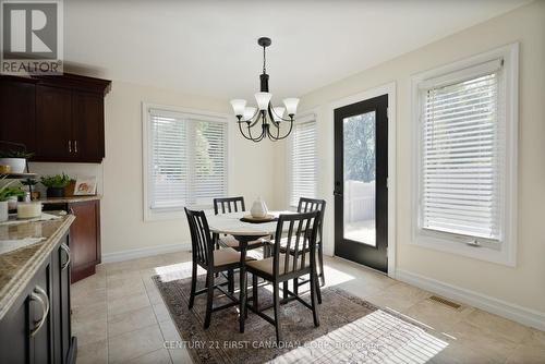 1625 Shore Road, London South (South A), ON - Indoor Photo Showing Dining Room