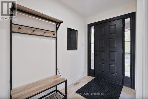 1625 Shore Road, London South (South A), ON - Indoor Photo Showing Other Room