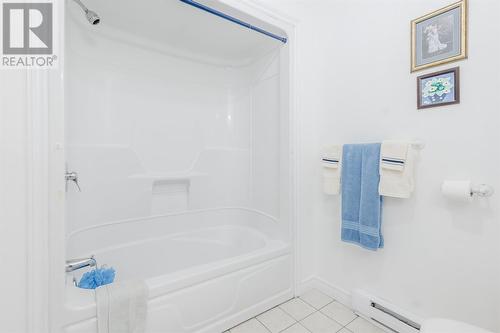 31 Kestrel Drive, Paradise, NL - Indoor Photo Showing Bathroom