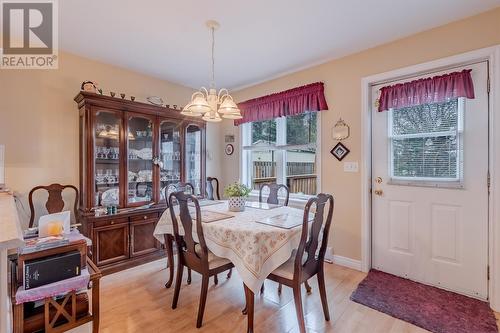 31 Kestrel Drive, Paradise, NL - Indoor Photo Showing Dining Room