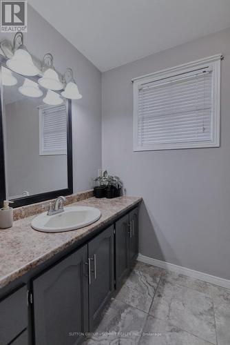 1321 Talon Street, Greater Sudbury, ON - Indoor Photo Showing Bathroom