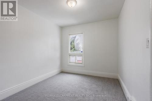 49 Myrtle Avenue, Hamilton, ON - Indoor Photo Showing Other Room
