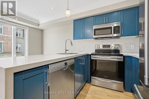 904 - 50 Western Battery Road, Toronto, ON - Indoor Photo Showing Kitchen With Stainless Steel Kitchen With Upgraded Kitchen
