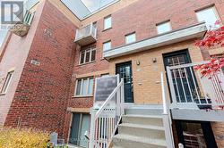 215 - 11 RUTTAN STREET  Toronto, ON M6P 0A1