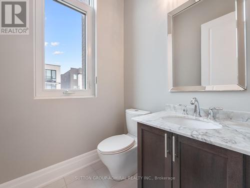 27 Adaskin Avenue, Vaughan, ON - Indoor Photo Showing Bathroom