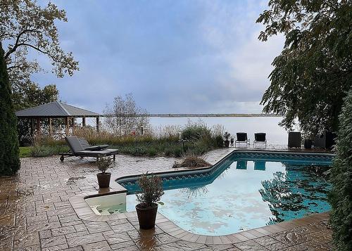 Piscine - 129 Rue Du Paul, Lanoraie, QC - Outdoor With In Ground Pool