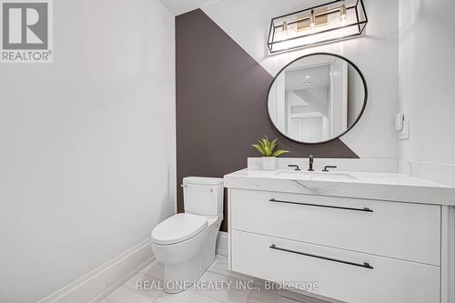 18 Aneta Circle, Toronto, ON - Indoor