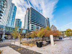 167 - 209 FORT YORK BOULEVARD  Toronto, ON M5V 4A1
