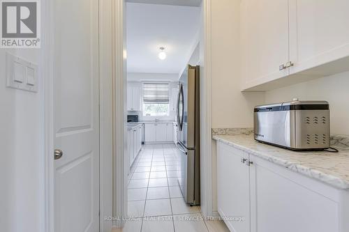 116 Limestone Lane, Shelburne, ON - Indoor Photo Showing Kitchen