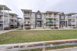 18 37 Willow Street  Mitchell, MB R5G 1J1