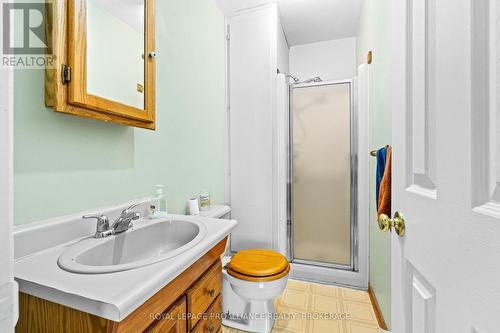 274 Wellington Street, Kingston (East Of Sir John A. Blvd), ON - Indoor Photo Showing Bathroom