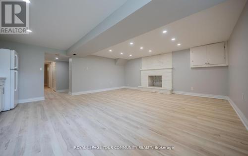 53 Newbury Drive, Newmarket, ON - Indoor With Fireplace