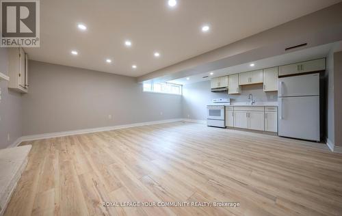 53 Newbury Drive, Newmarket, ON - Indoor