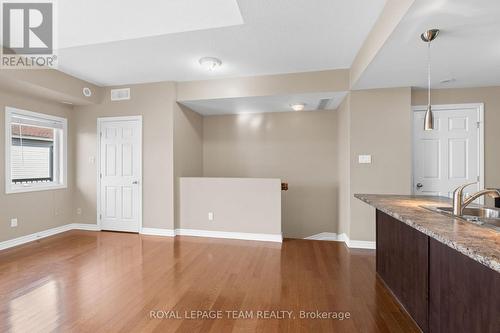 L - 767 Cedar Creek Drive, Ottawa, ON - Indoor Photo Showing Kitchen With Double Sink