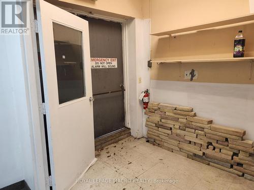 1443 Main Street E, Hamilton, ON 