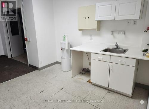 1443 Main Street E, Hamilton, ON 