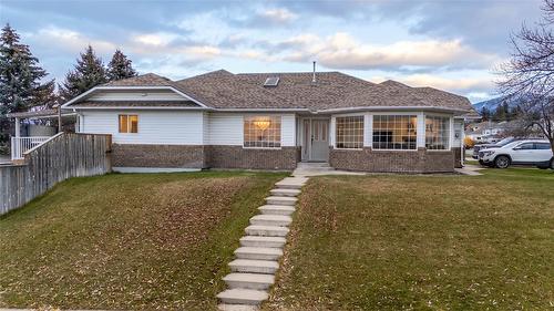 800 16Th Street, Cranbrook, BC - Outdoor