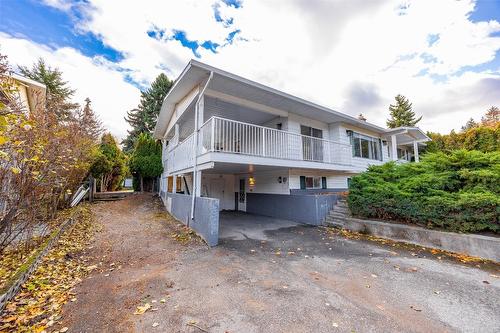 2757 Paula Road, West Kelowna, BC - Outdoor