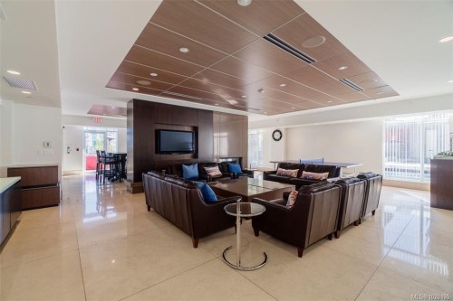 213-100 Saghalie Rd, Victoria, BC - Indoor