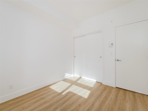 211-940 Reunion Ave, Langford, BC - Indoor Photo Showing Other Room